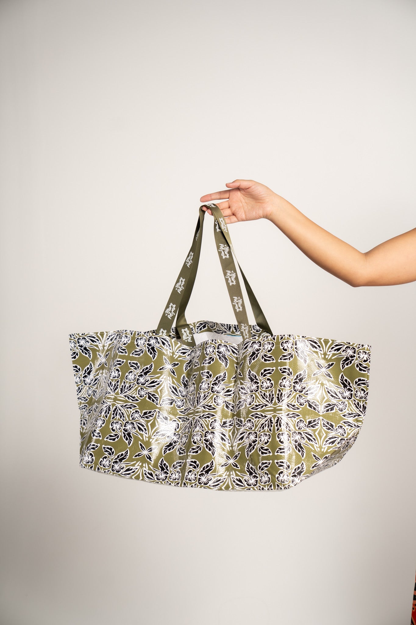 ISLAND TOTE | RETRO HIBISCUS