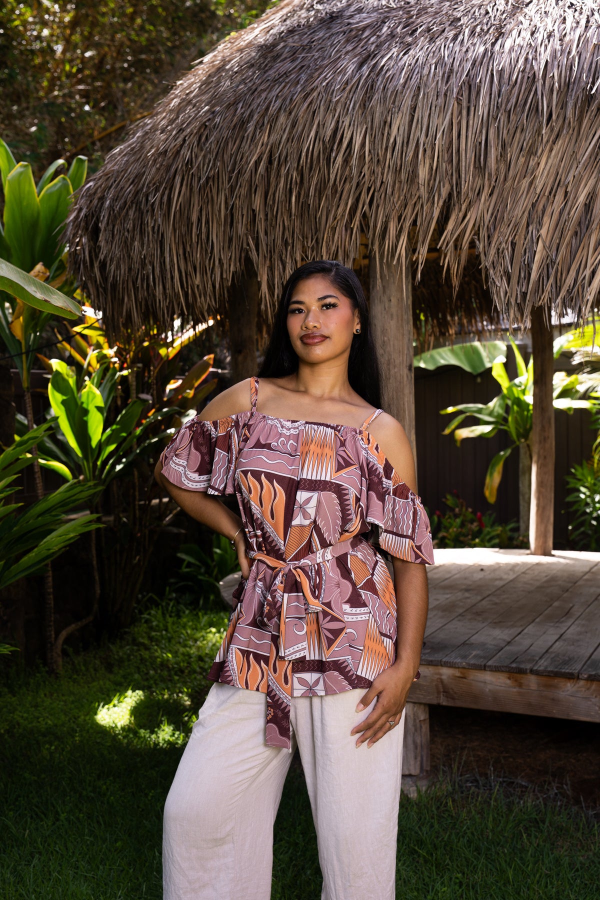 PUA' ĀINA MALIANA TOP