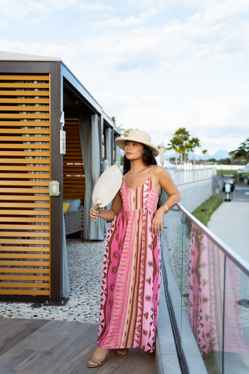 B.FIJI STEFFANY MAXI