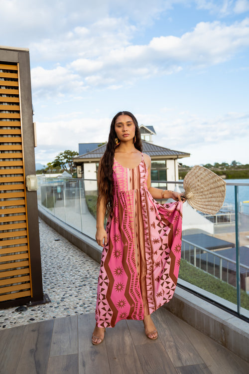 B.FIJI STEFFANY MAXI