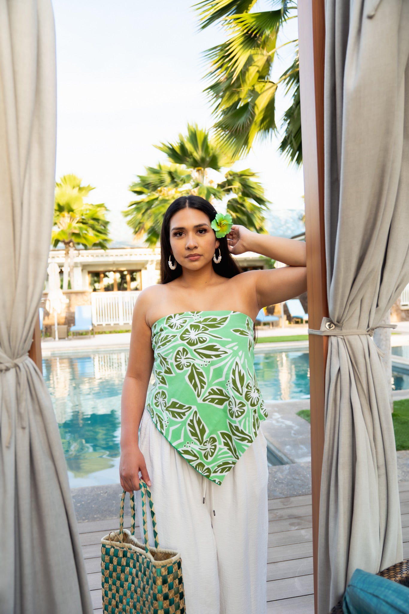 RETRO HIBISCUS PAREO