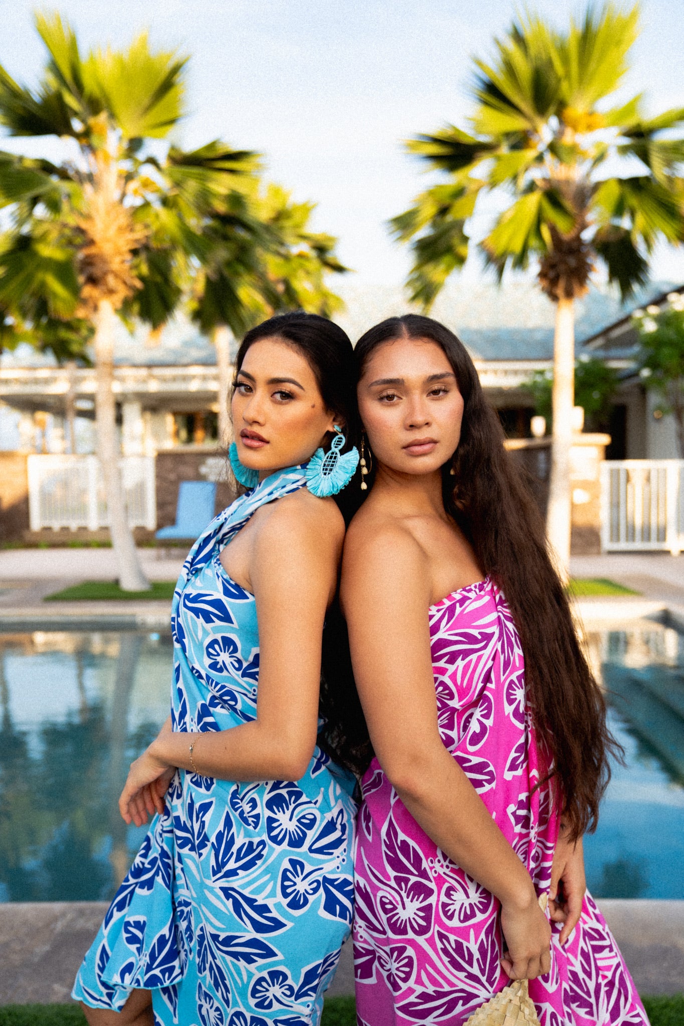 RETRO HIBISCUS PAREO