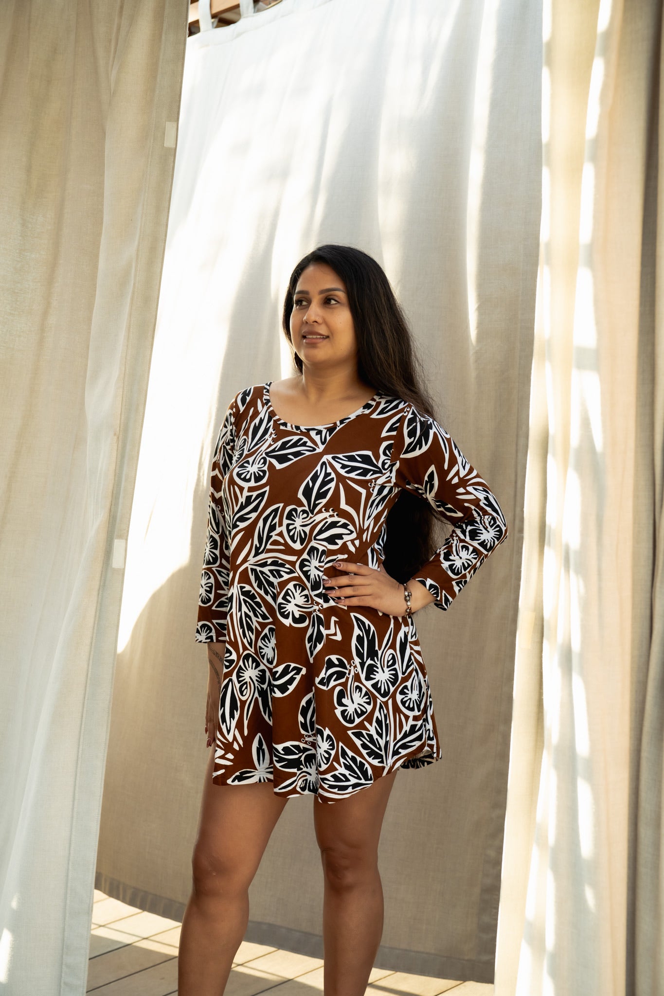 RETRO HIBISCUS TIFF DRESS