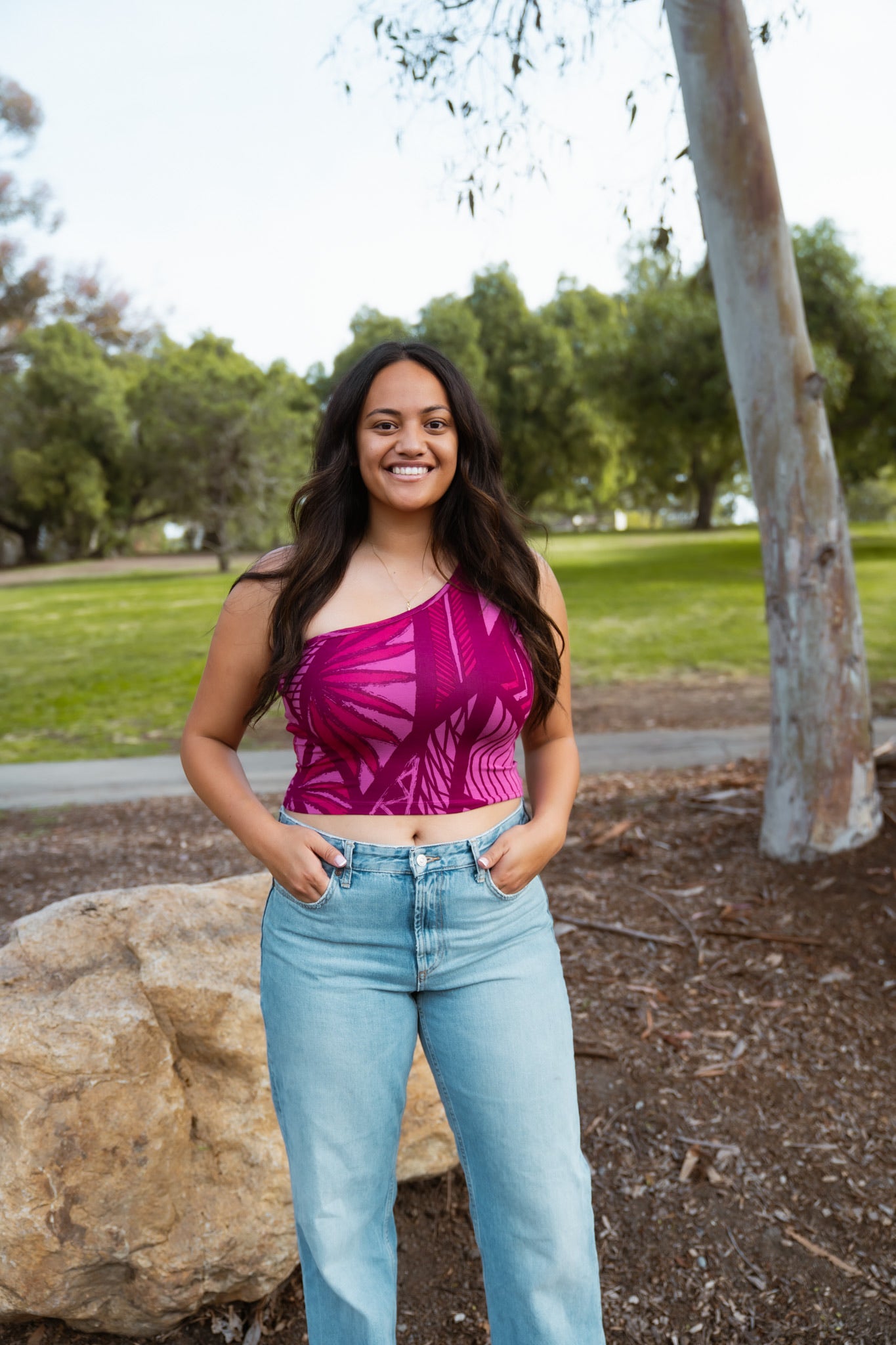 TAPA2.0 ONE SHOULDER CROP TOP