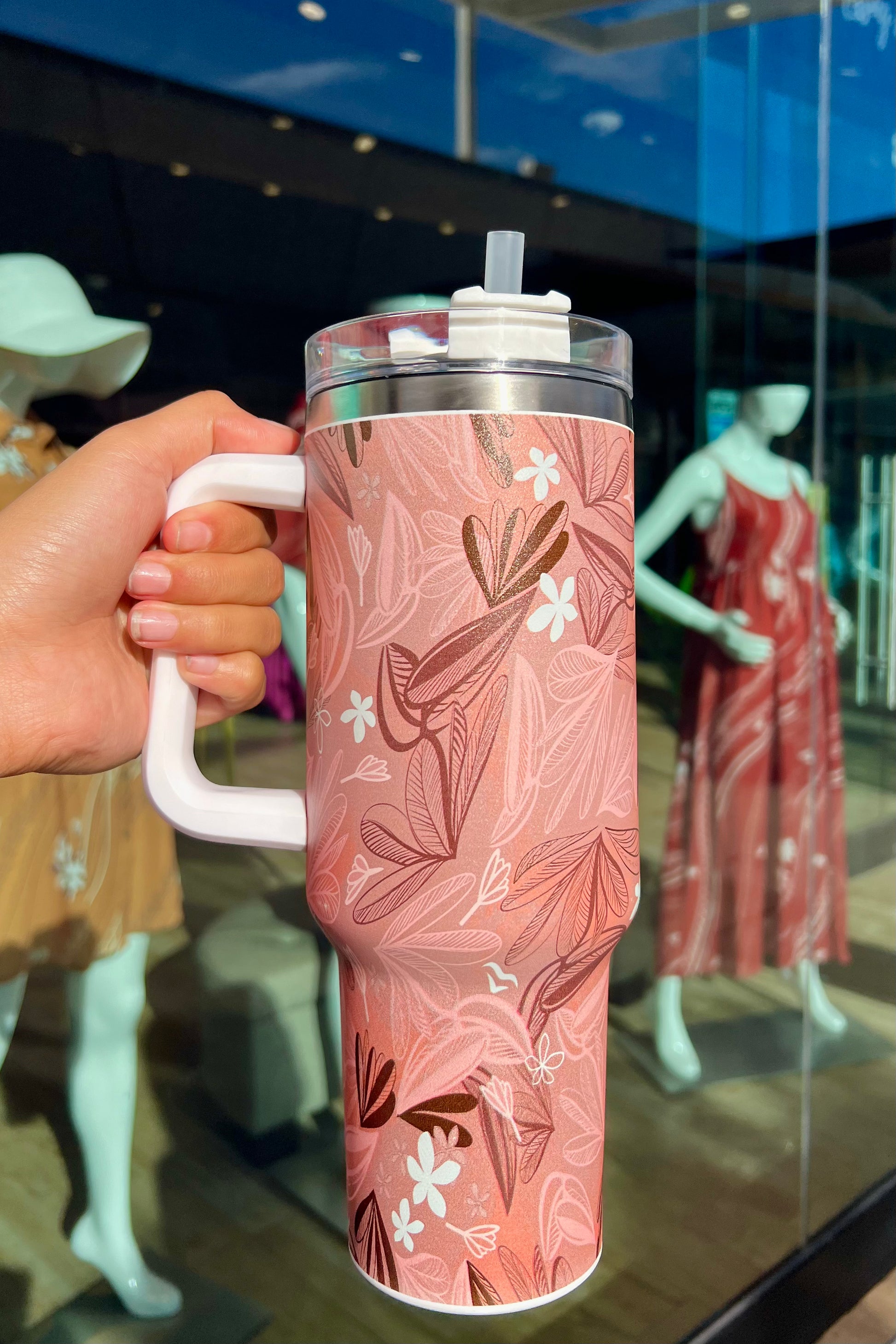 ISLAND TUMBLERS