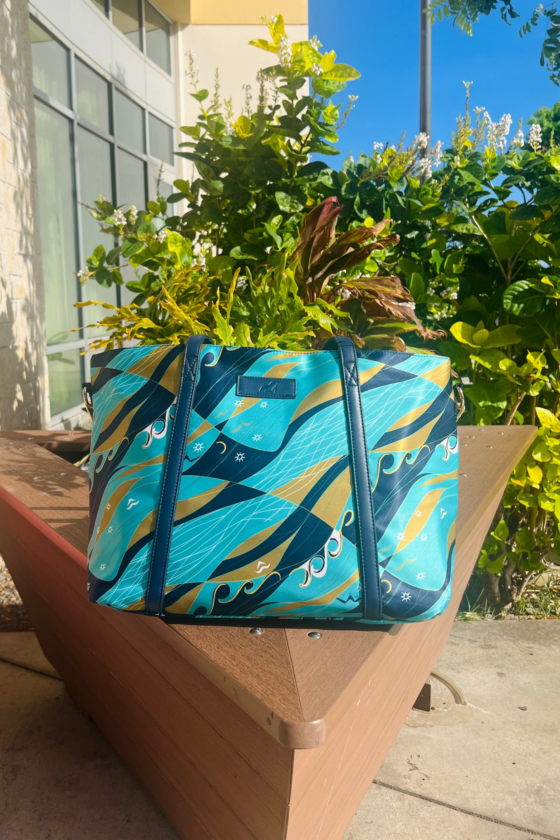 HOKULANI TRAVEL BAG