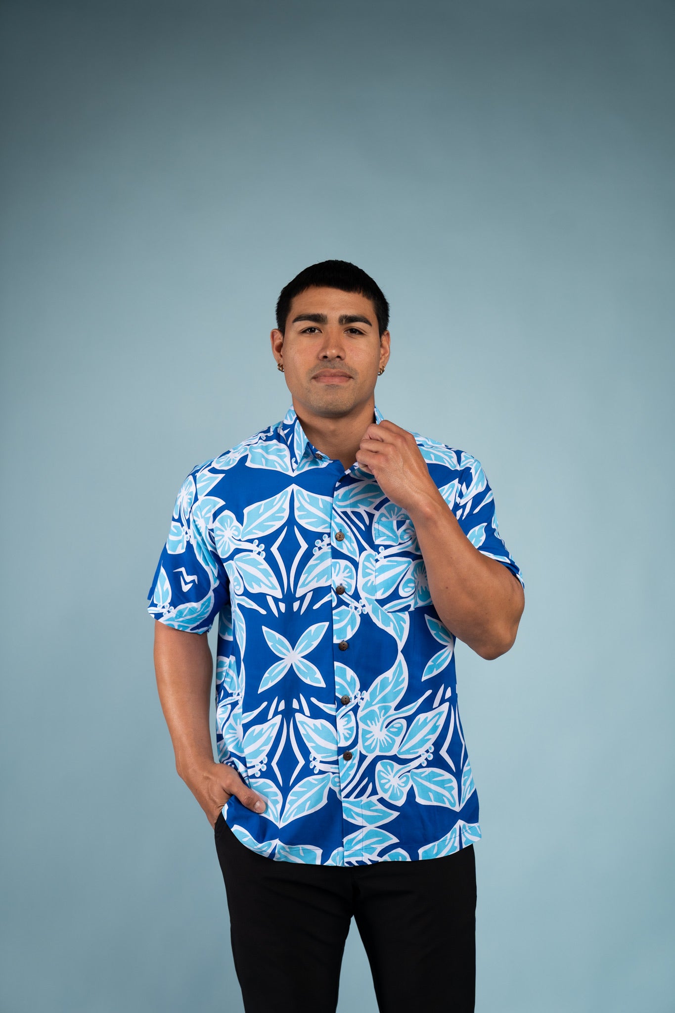 RETRO HIBISCUS ALOHA SHIRT